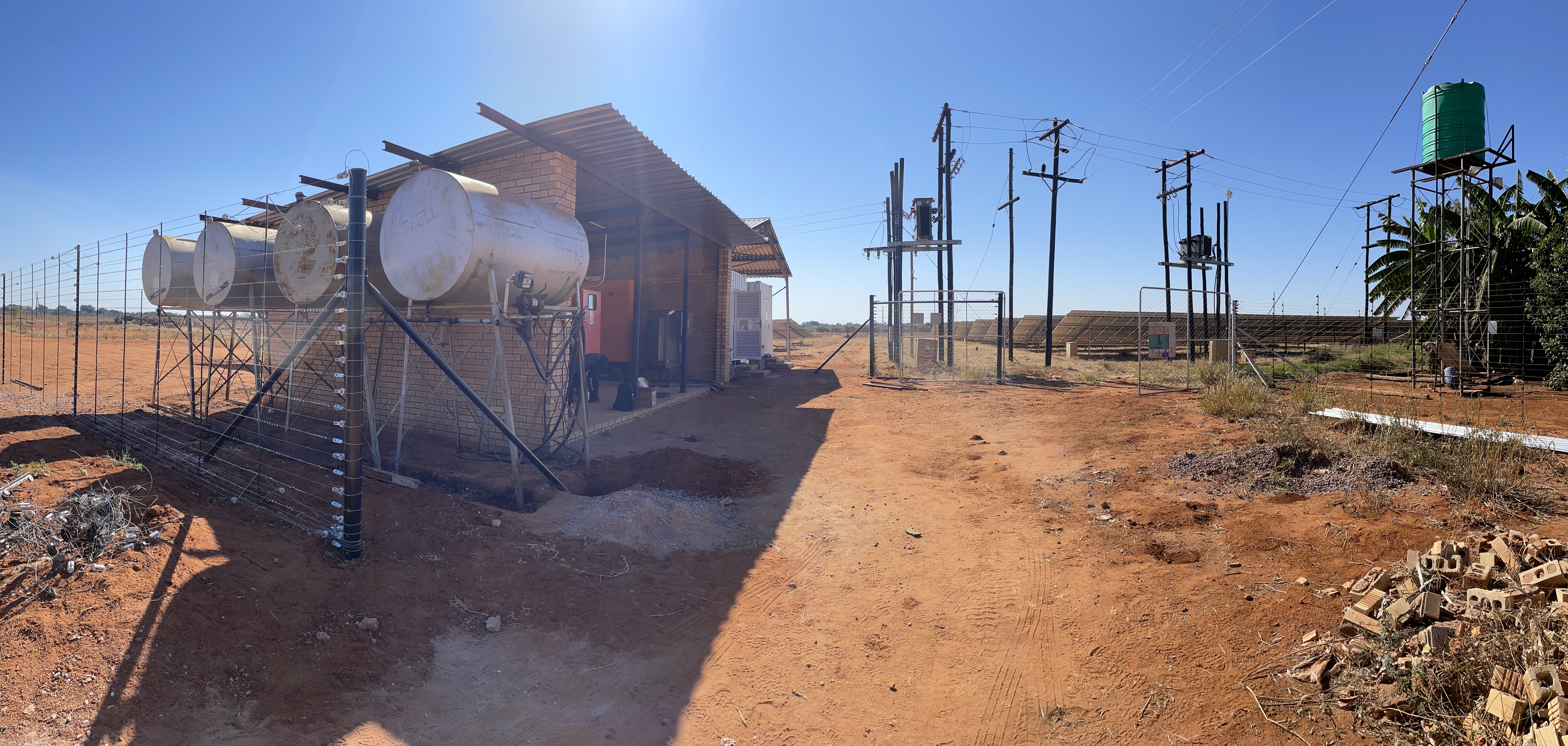 Real-world examples of farms using MPS hybrid inverters